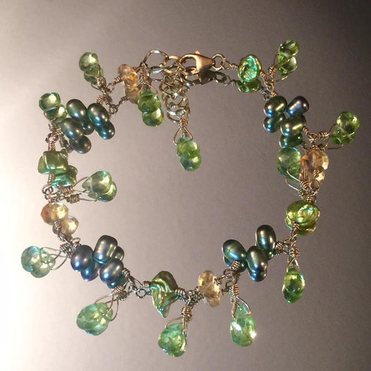 LARQUE Originals - Handcrafted Gold-Plated Bracelet with Peridot Teardrop Briolettes, Faceted Citrine Stones and Freshwater Pearls